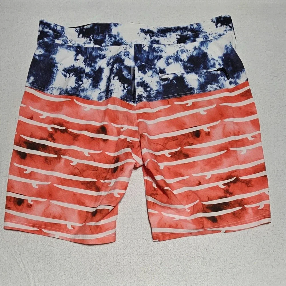 Psycho Tuna Mens Board Shorts Sz 34 Red‎ White Blue USA Surf Board Swim Trunks